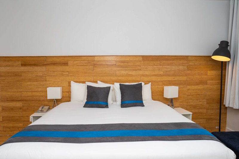 aqua hotel and suites