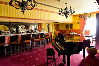 europe villa cortes