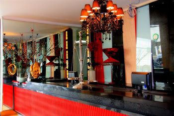 swiss belcourt makassar