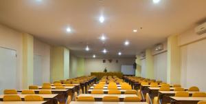 swiss belcourt makassar