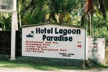 hotel lagoon paradise