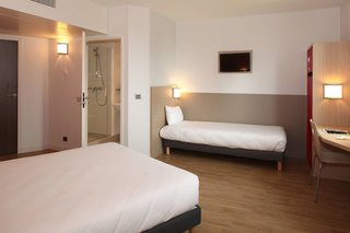 bandb hotel laval ouest
