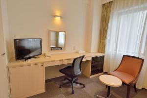 natural hot spring midosuji hotel