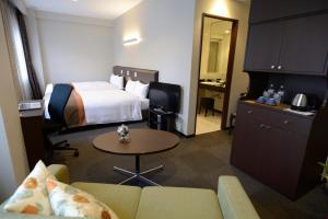 natural hot spring midosuji hotel