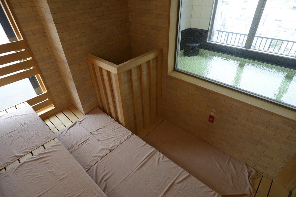 natural hot spring midosuji hotel