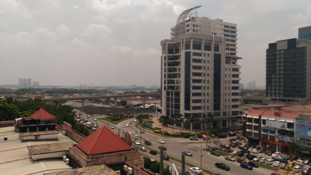 hotel sri puchong