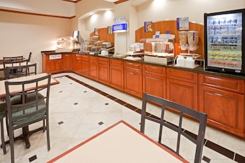Holiday Inn Express Hotel & Suites Decatur By Ihg,Texas>>Decatur,3 star