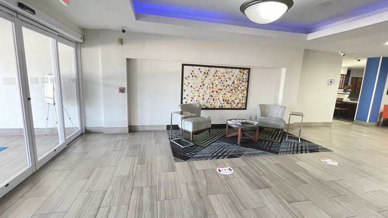 holiday inn express hotel and suites decatur by ihg