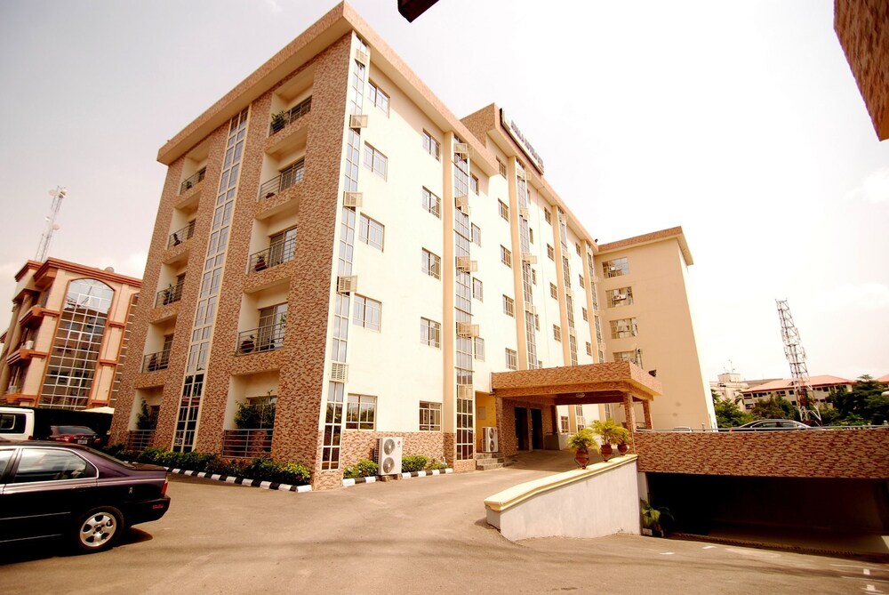 ayalla hotel
