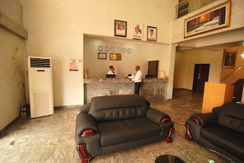 Ayalla Hotel,Near Nigerian National Mosque,3 star