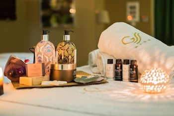 golden suites and spa