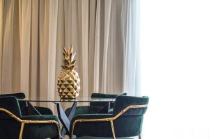 golden suites and spa