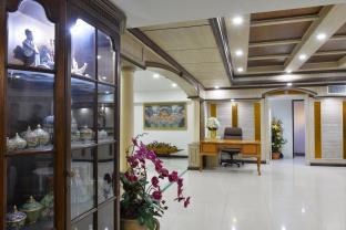 Nice Palace Hotel,Phaya Thai>>Bangkok,3 star