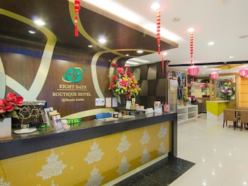 8 days boutique hotel mount austin jb