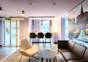 B&B Hotel Kassel-Süd,Baunatal>>Bad Arolsen,3 star