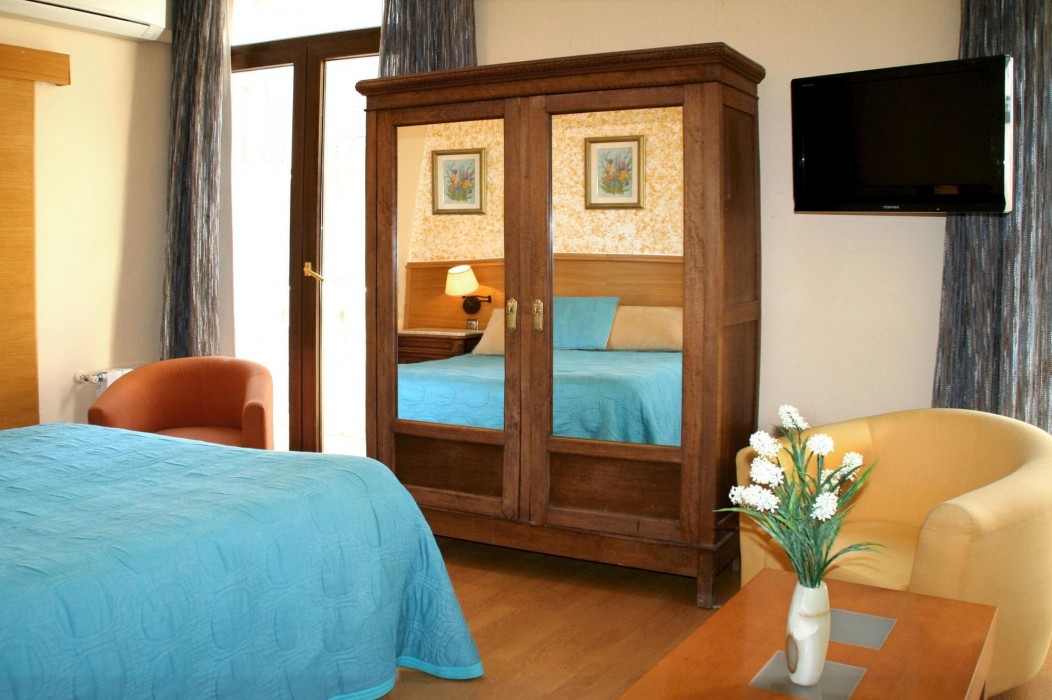 hostal balcon al mar