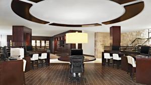 Sheraton Montreal Airport Hotel,Dorval>>Cote-Saint-Luc,4 star