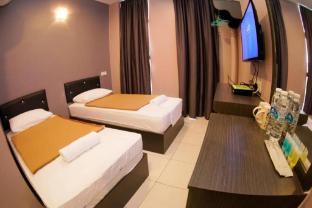 oyo 89715 ck hotel 2