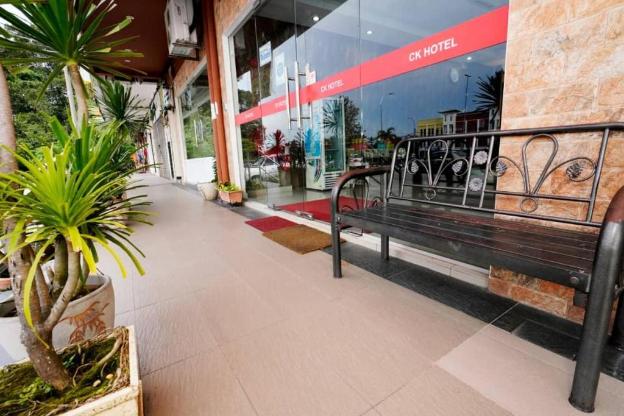oyo 89715 ck hotel 2