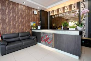 oyo 89715 ck hotel 2