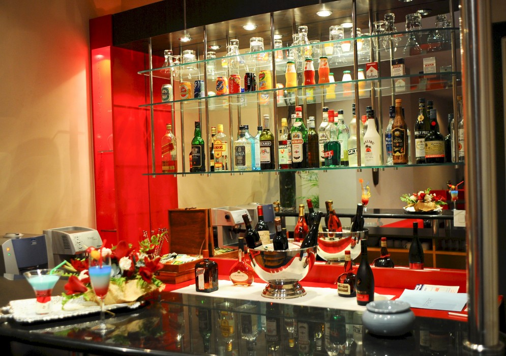 tana hotel