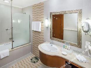 Holiday Inn Bur Dubai - Embassy District,Near Burjuman Mall,4 star