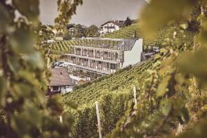 haller suites and restaurant