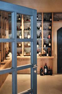 haller suites and restaurant