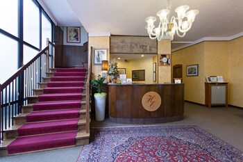 hotel excelsior