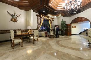 camelot hotel quezon city powered by cocotel