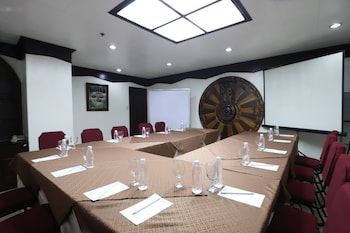 camelot hotel quezon city powered by cocotel