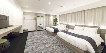 h b p hotel