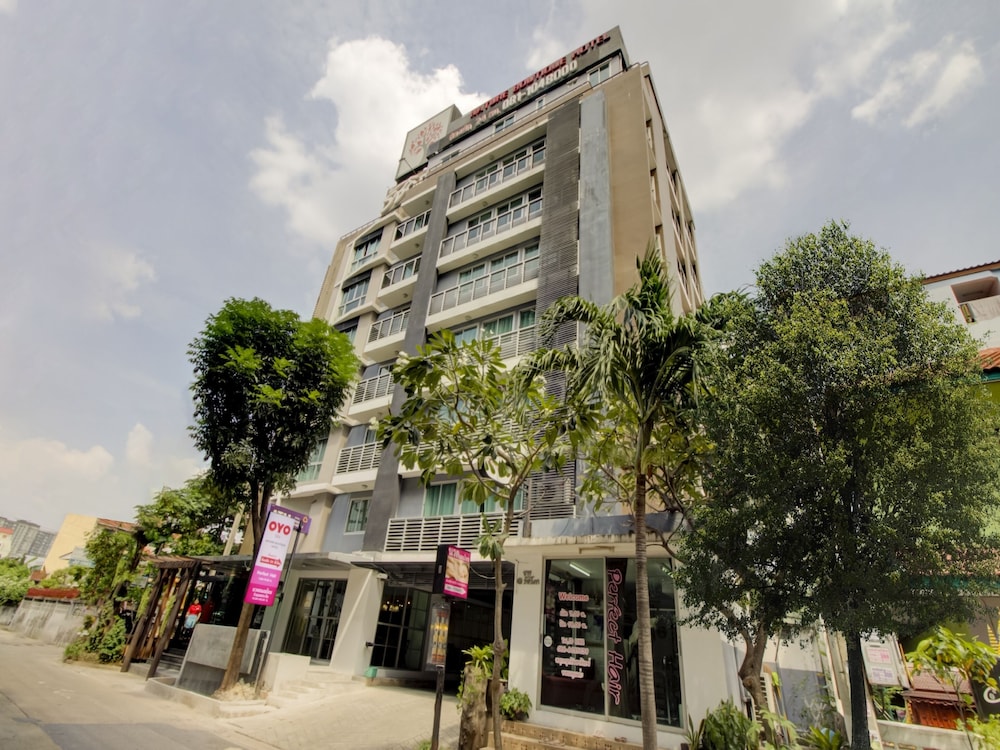 nature boutique hotel ratchayothin
