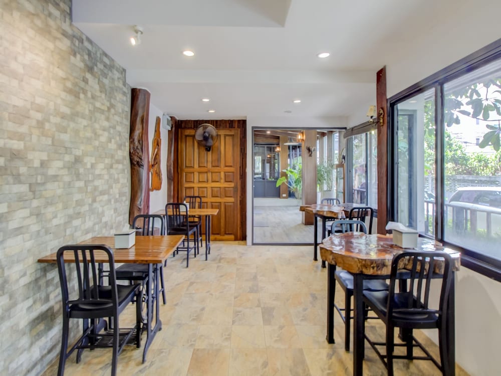 nature boutique hotel ratchayothin