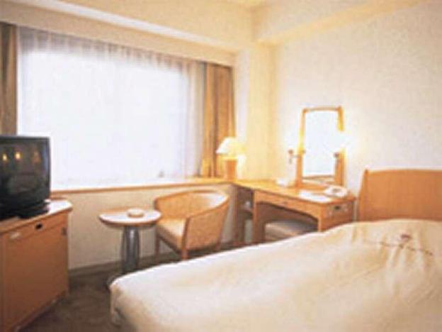 kobe luminous hotel hyogoekimae