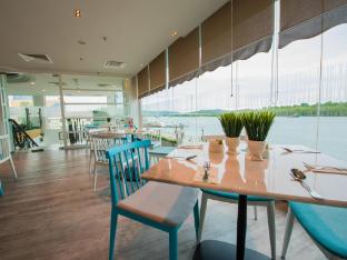 mega view hotel kuantan