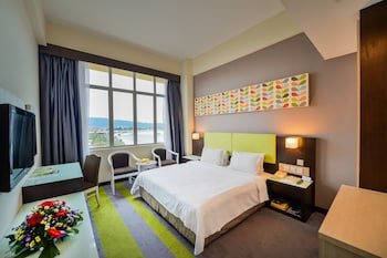 mega view hotel kuantan