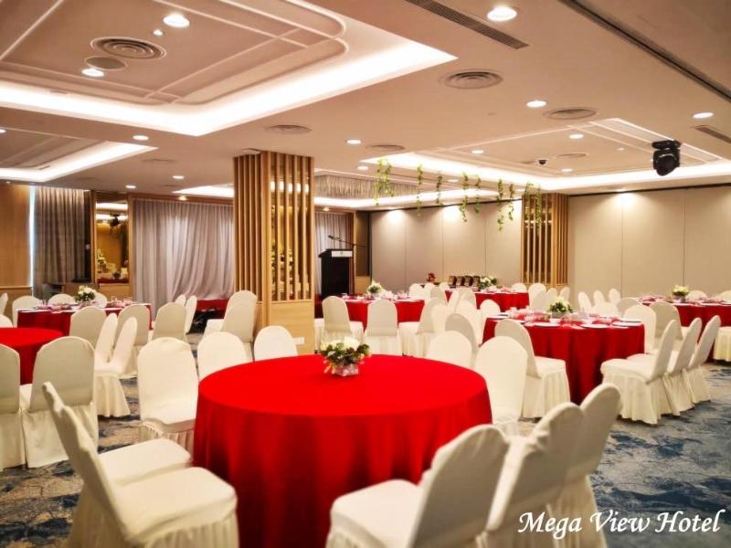 mega view hotel kuantan