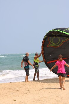 dolphin beach kalpitiya