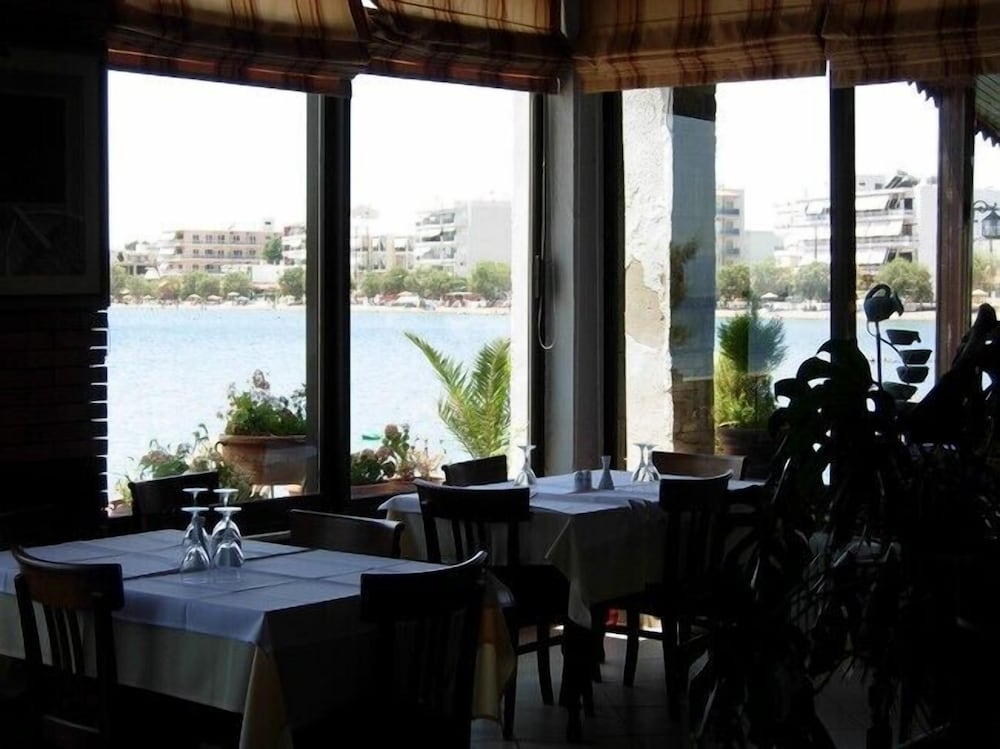 hotel lefkadi