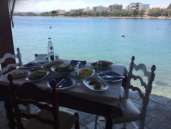 Hotel Lefkadi,Athens>>Amarinthos,2 star
