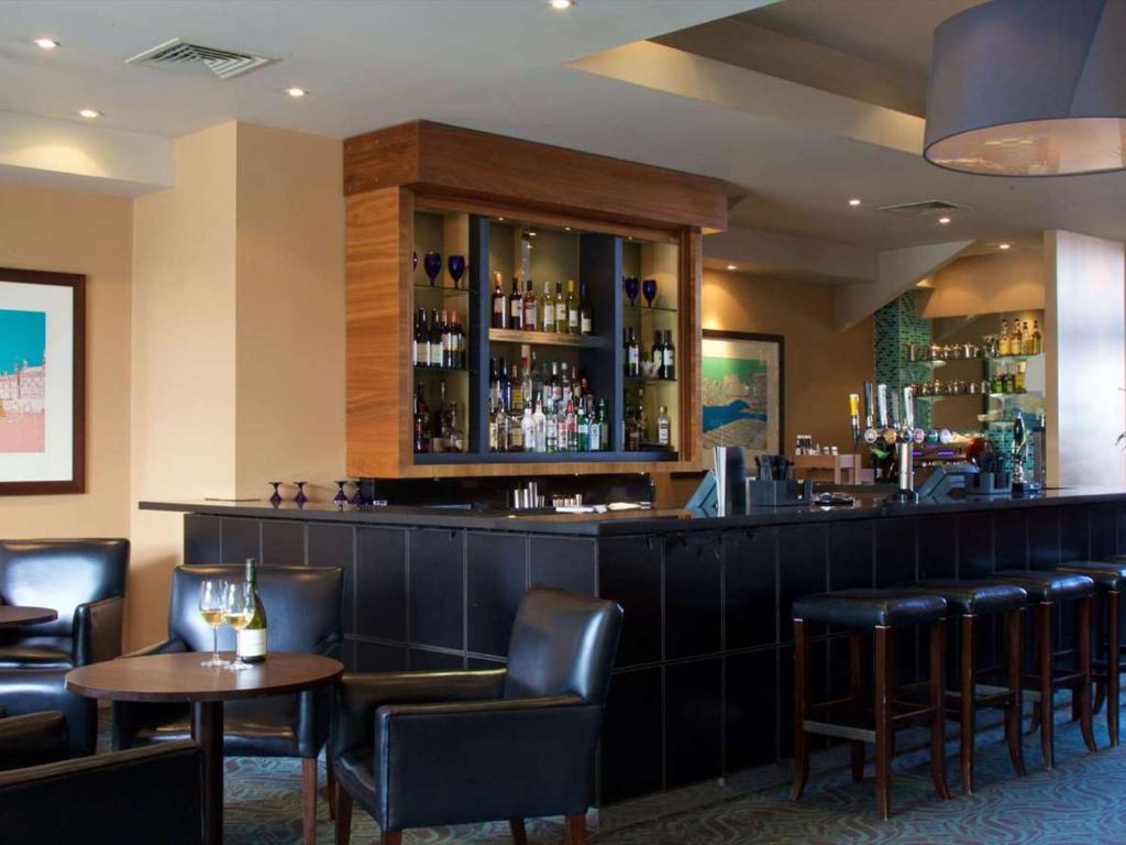 cambridge bar hill hotel bw signature collection