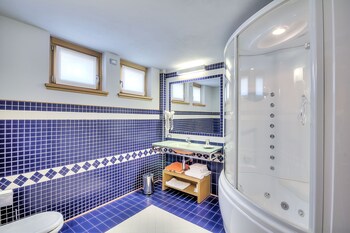 Hotel Ambrosini,Bianzone>>Aprica,4 star