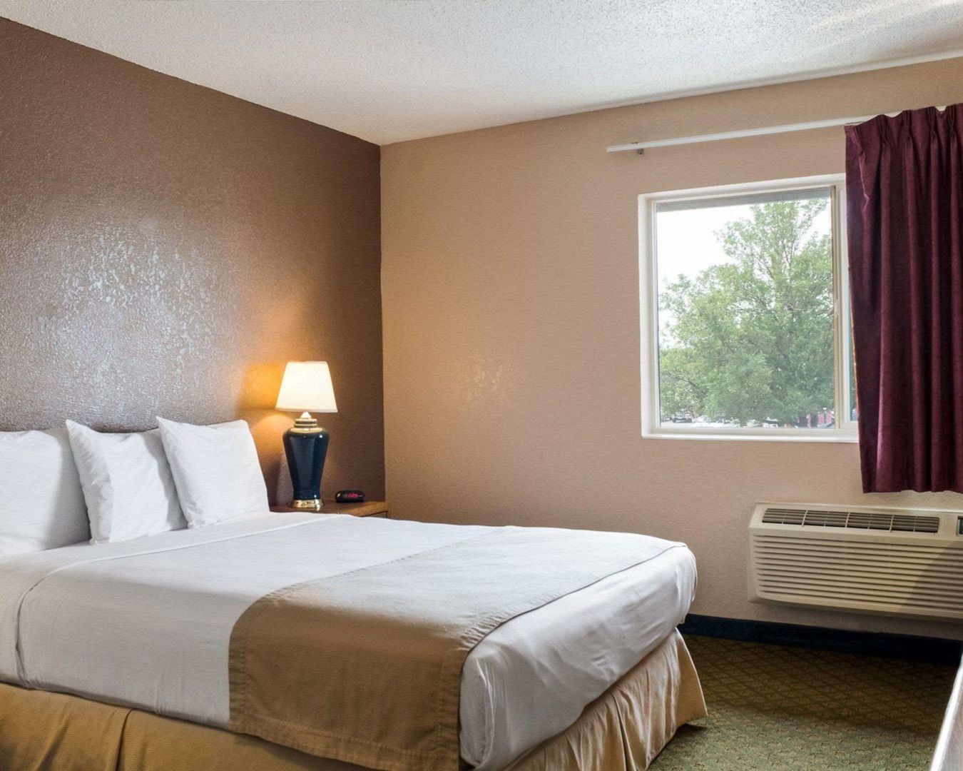 rodeway inn fargo