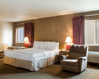 rodeway inn fargo