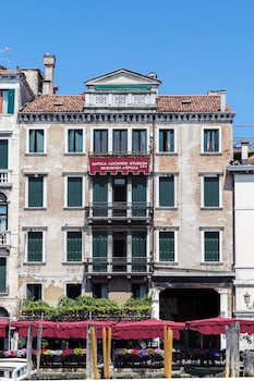 antica locanda sturion hotel