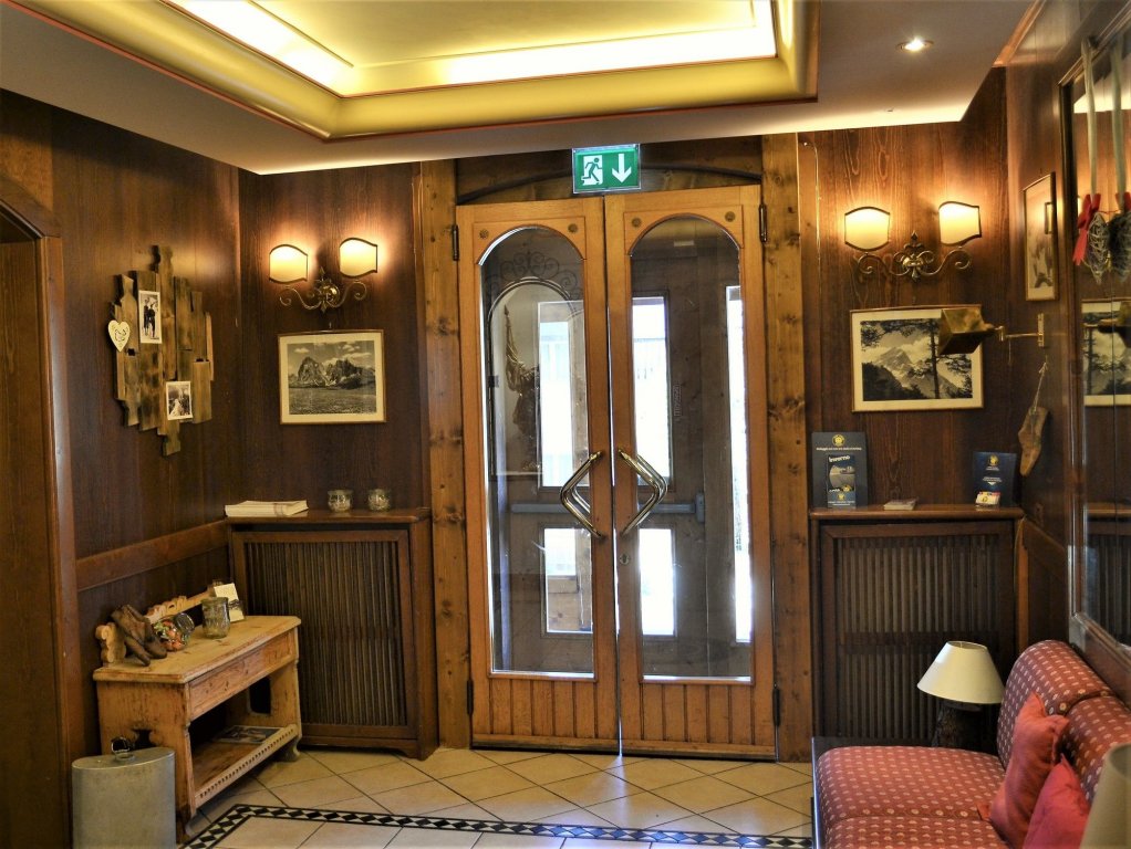 Hotel Serena,Cortina D'ampezzo>>Belluno,3 star