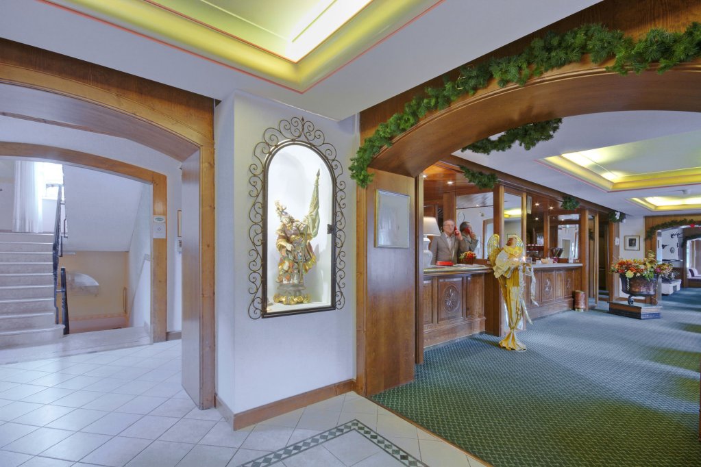Hotel Serena,Cortina D'ampezzo>>Belluno,3 star