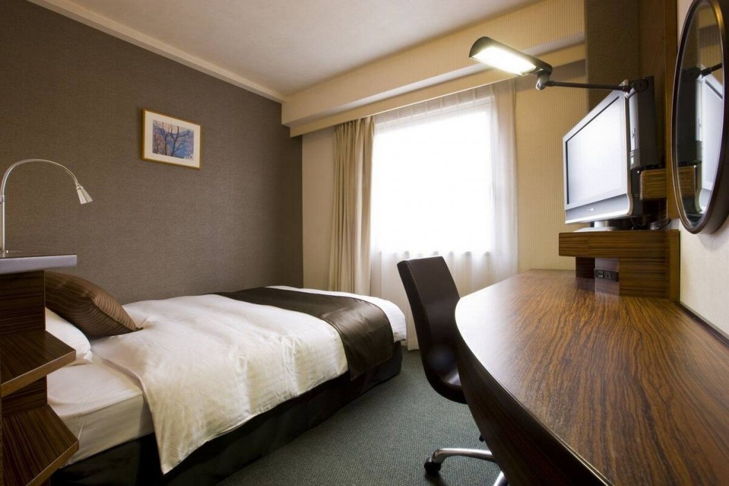 alpico plaza hotel