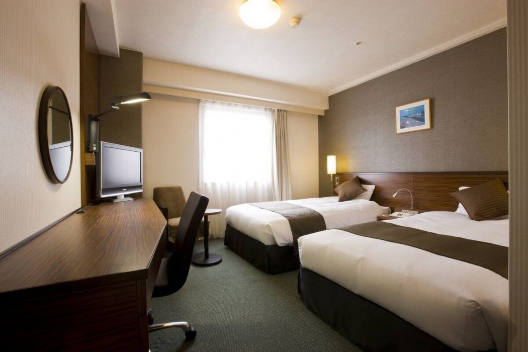 alpico plaza hotel